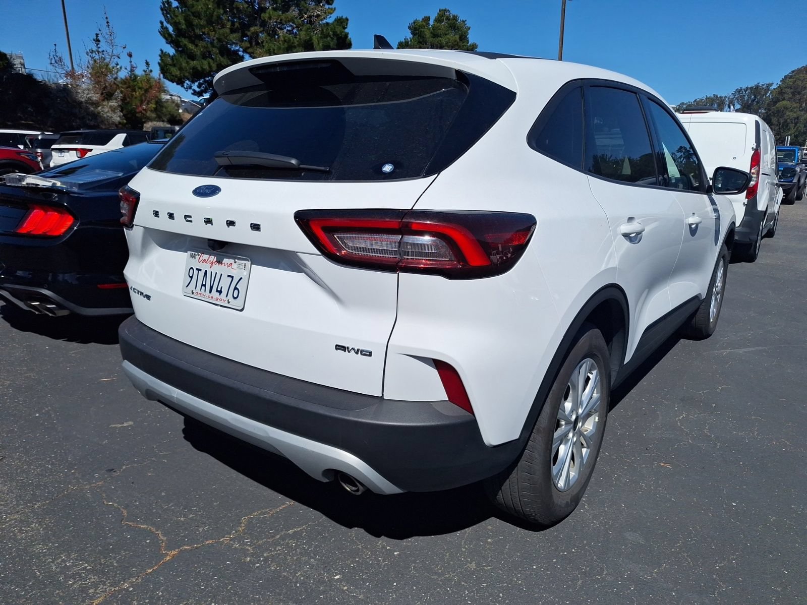Used 2025 Ford Escape Active AWD/4WD image 9