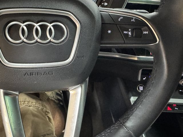 Used 2022 Audi Q3 2.0T Premium Plus AWD/4WD image 25