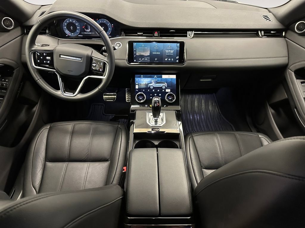 Used 2023 Land Rover Range Rover Evoque R-Dynamic SE image 10