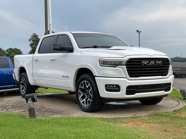 Used 2025 RAM 1500 Laramie AWD/4WD image 1