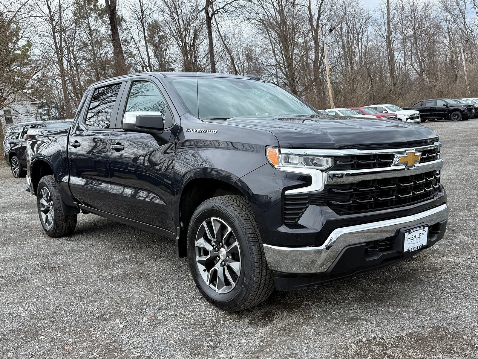 Used 2023 Chevrolet Silverado 1500 LT AWD/4WD image 1