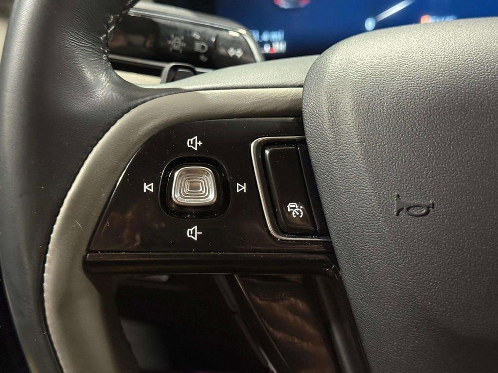 Certified 2023 Lincoln Corsair Reserve AWD/4WD image 11