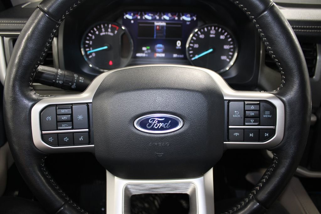 Used 2024 Ford Expedition Max XLT image 40