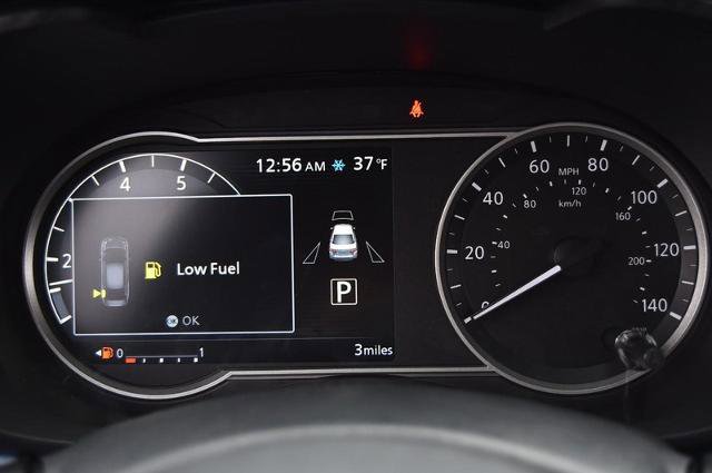 New 2025 Nissan Versa SV image 11