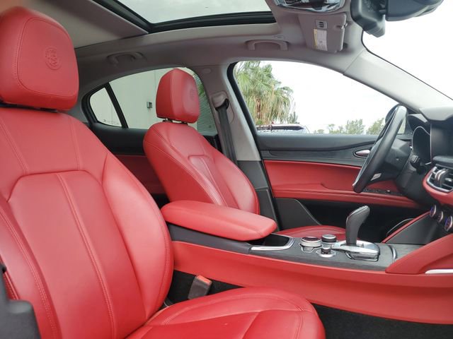 Used 2021 Alfa Romeo Stelvio Sprint w/ Nero Edizione RWD image 23