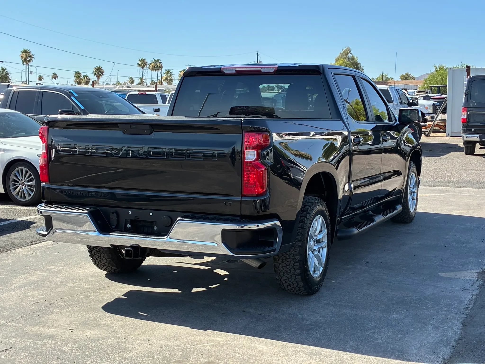Used 2021 Chevrolet Silverado 1500 LT w/ LPO, Dark Essentials Package RWD image 8