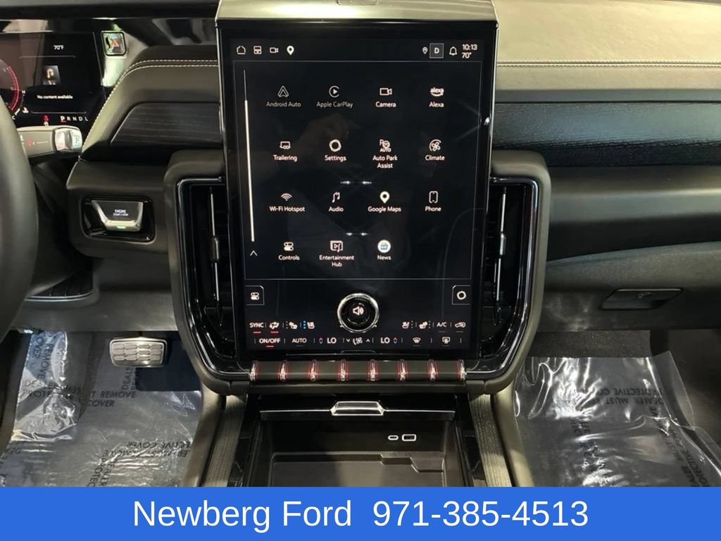 Used 2025 GMC Yukon XL AT4 Ultimate w/ LPO, AT4 Appearance Package AWD/4WD image 22