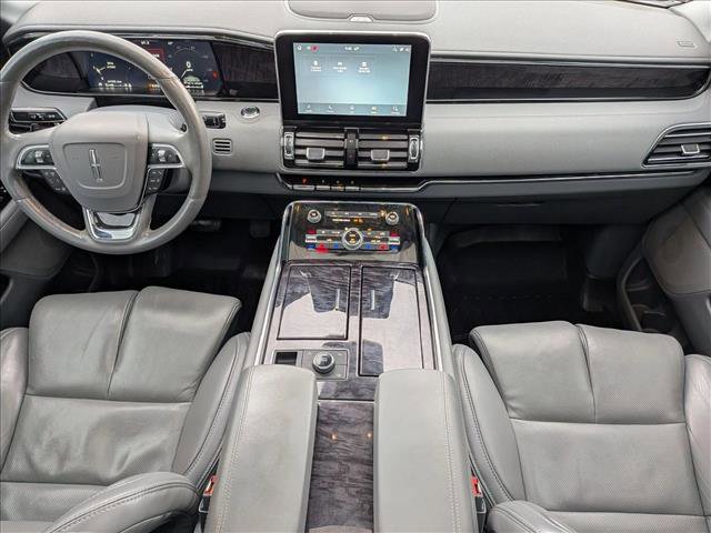 Used 2021 Lincoln Navigator Reserve w/ Luxury Package image 18