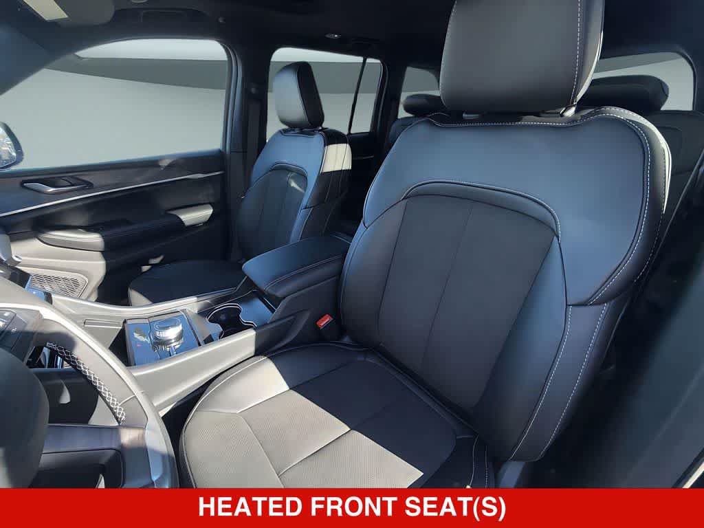New 2026 Jeep Grand Cherokee Altitude AWD/4WD image 12