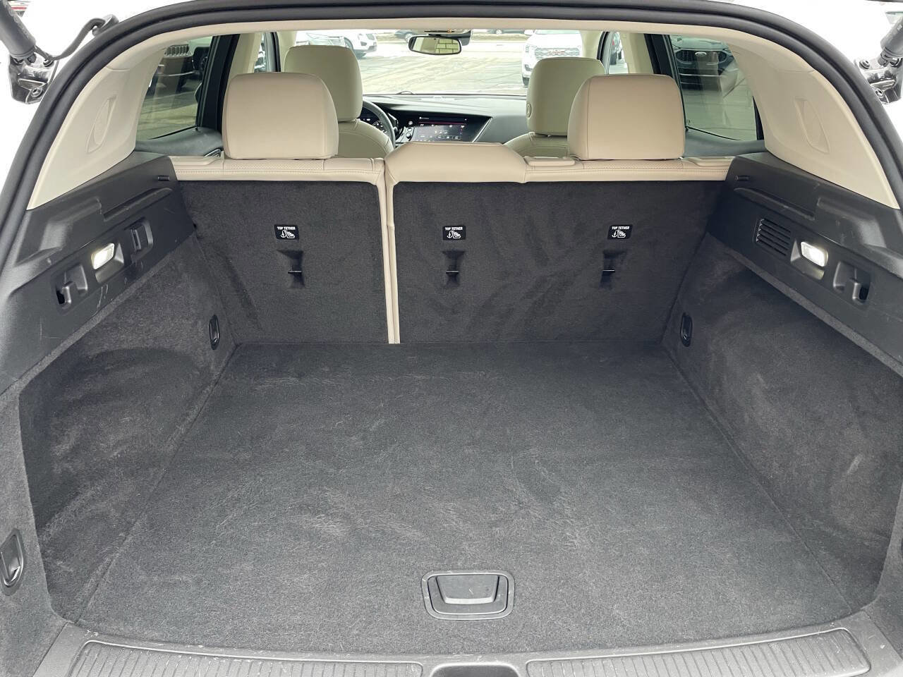 Used 2023 Buick Envision Essence image 5