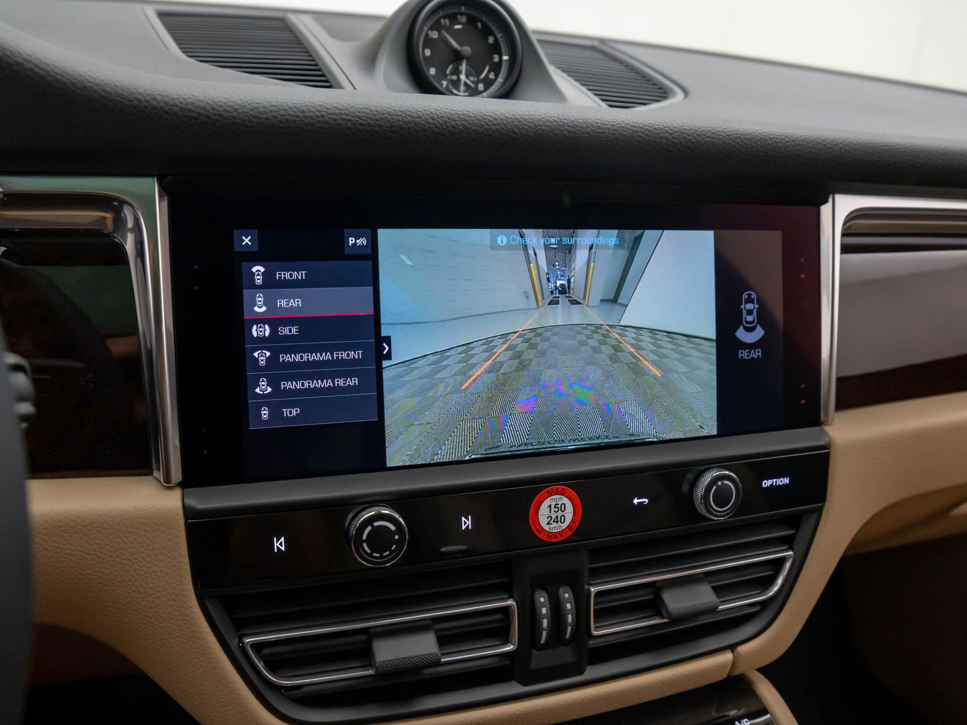 Certified 2026 Porsche Macan image 26