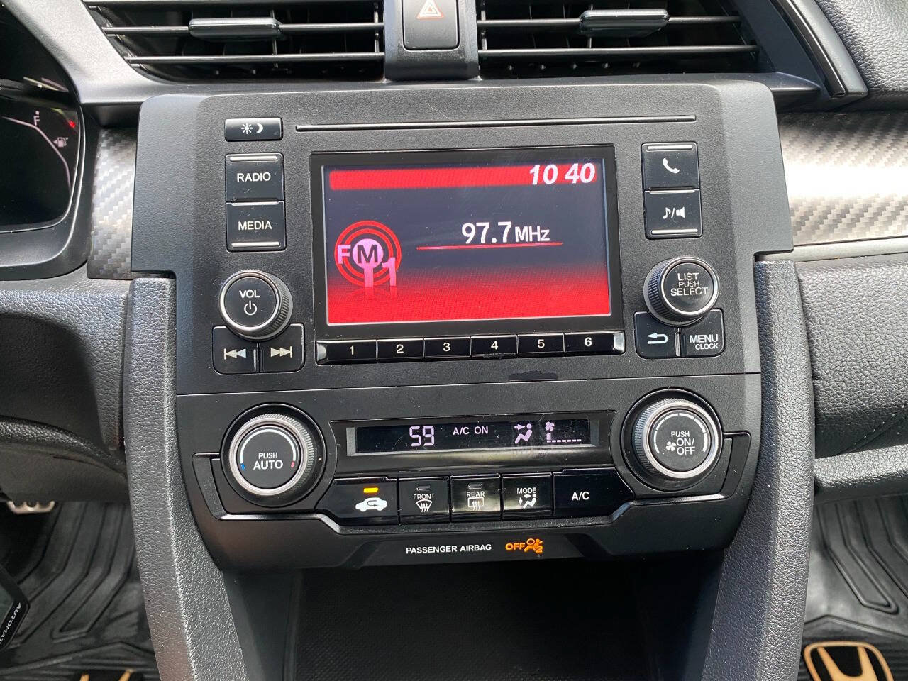 Used 2017 Honda Civic Sport image 25