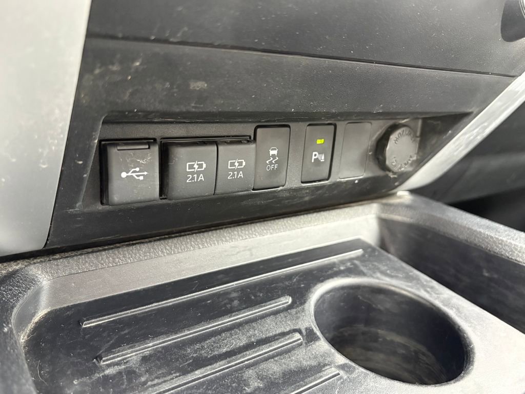 Used 2021 Toyota Tundra SR5 w/ TRD Off-Road Package image 29