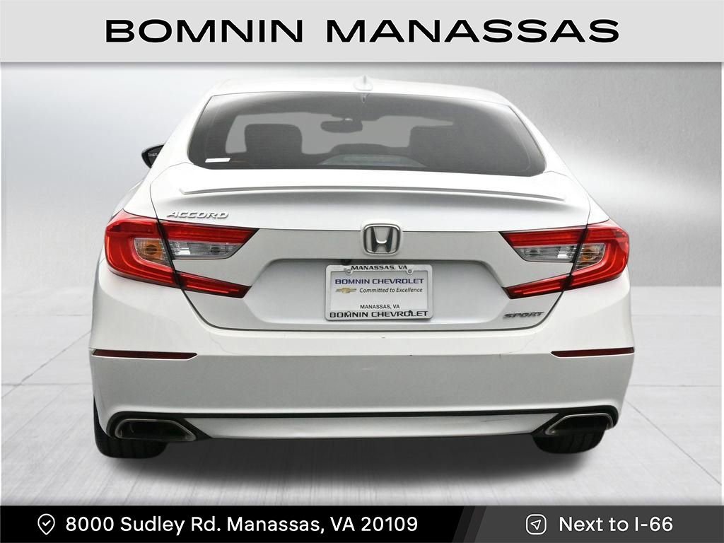 Used 2019 Honda Accord Sport image 4