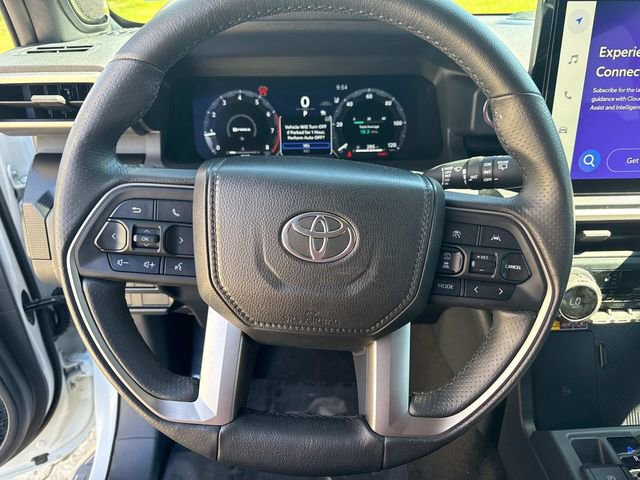Used 2025 Toyota 4Runner Limited image 27