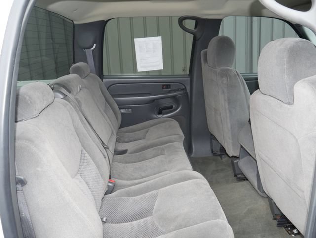 Used 2007 Chevrolet Silverado 2500 LT w/ Heavy-Duty Power Package AWD/4WD image 15