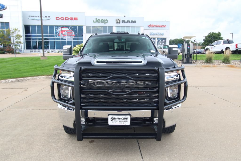 Used 2023 Chevrolet Silverado 2500 LTZ w/ LTZ Plus Package AWD/4WD image 2