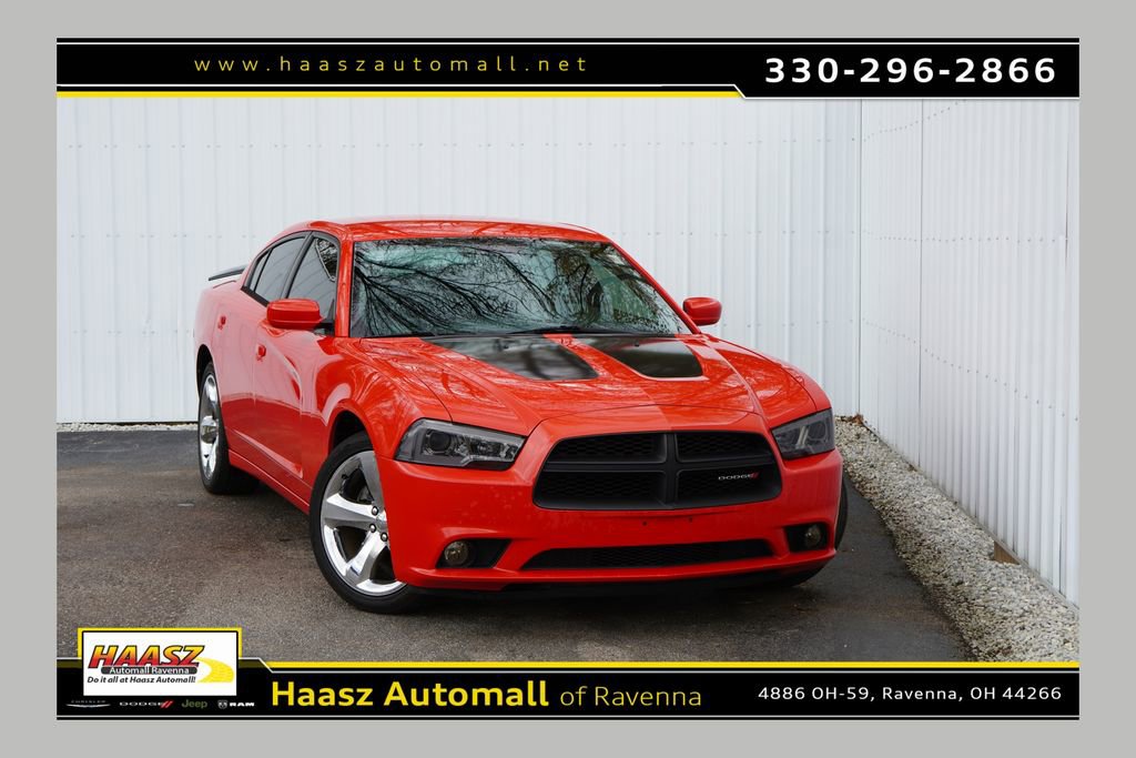 Used 2013 Dodge Charger SXT Plus RWD image 1
