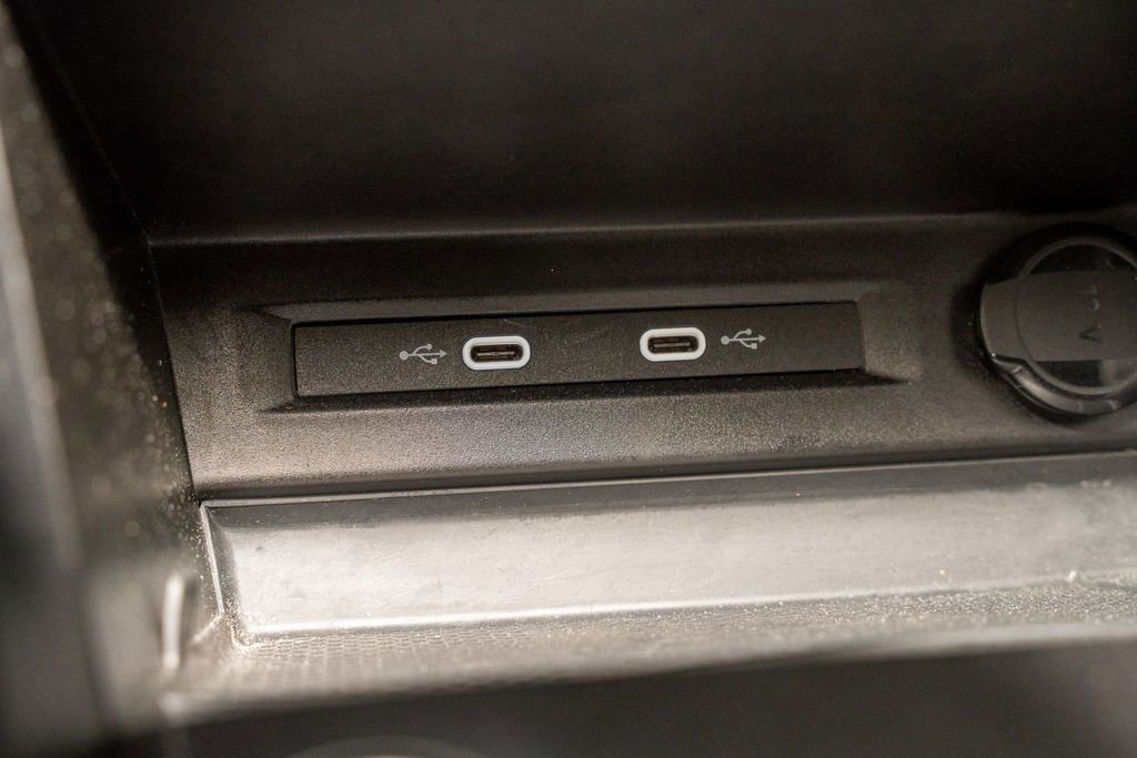 Used 2023 Volkswagen Tiguan SE image 15