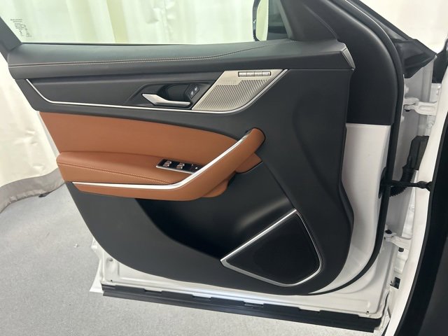 Used 2025 Jaguar F-PACE R-Dynamic S image 25