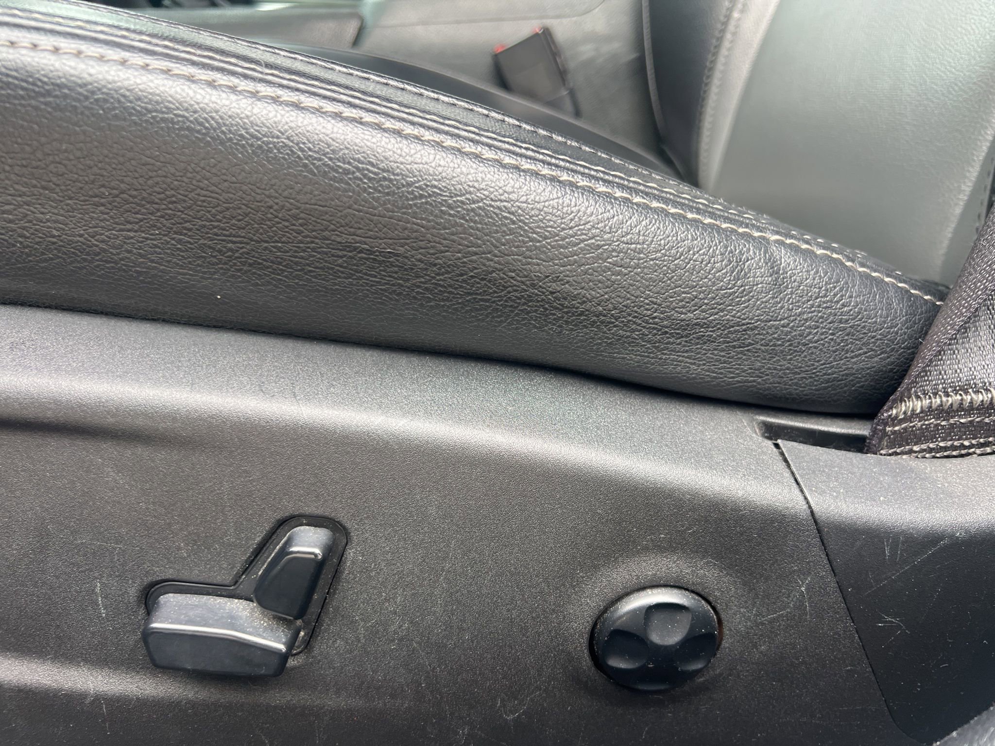 Used 2016 Dodge Charger R/T image 24