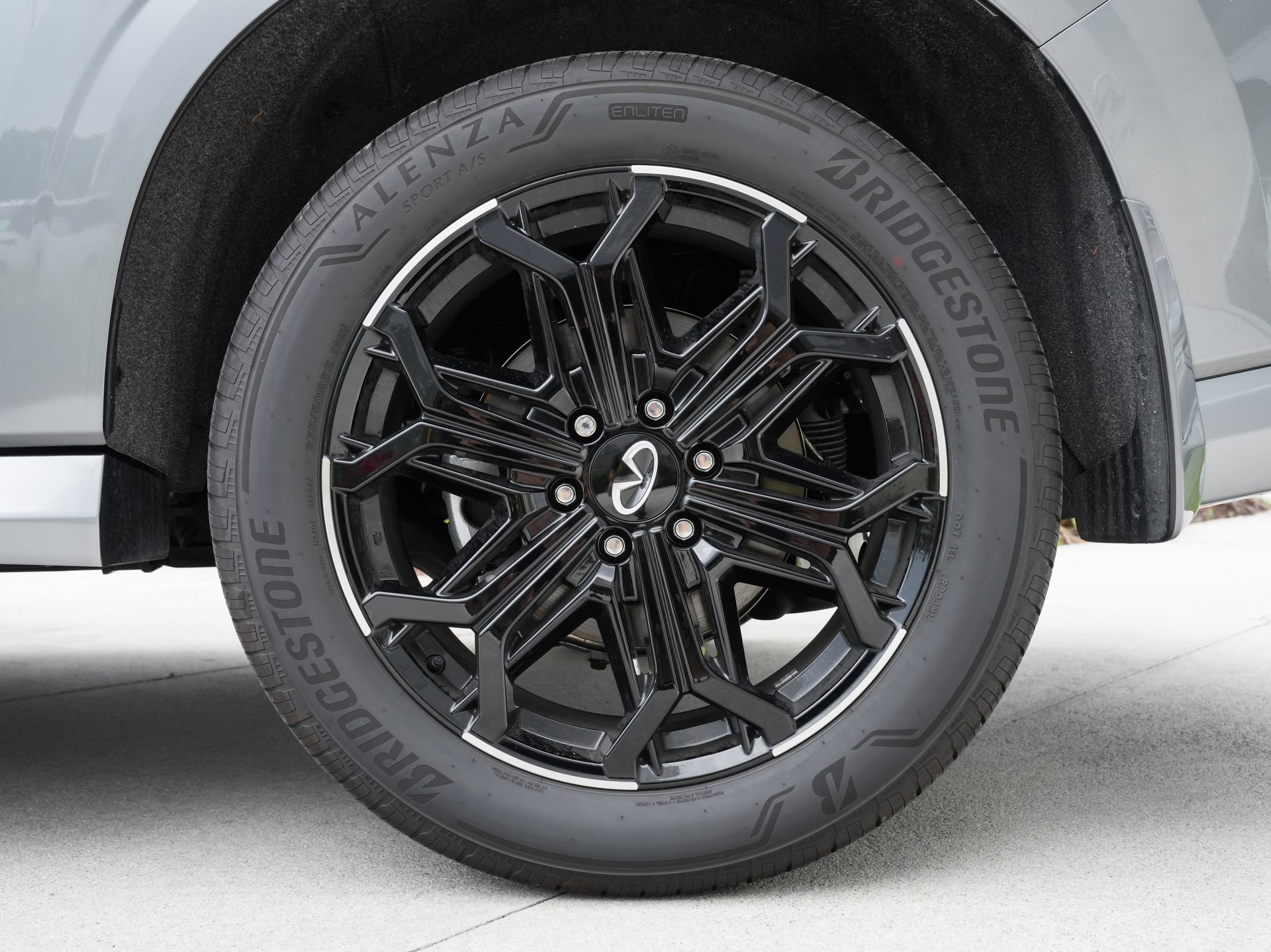 Certified 2026 INFINITI QX80 4WD w/ Sport Exterior Package image 14
