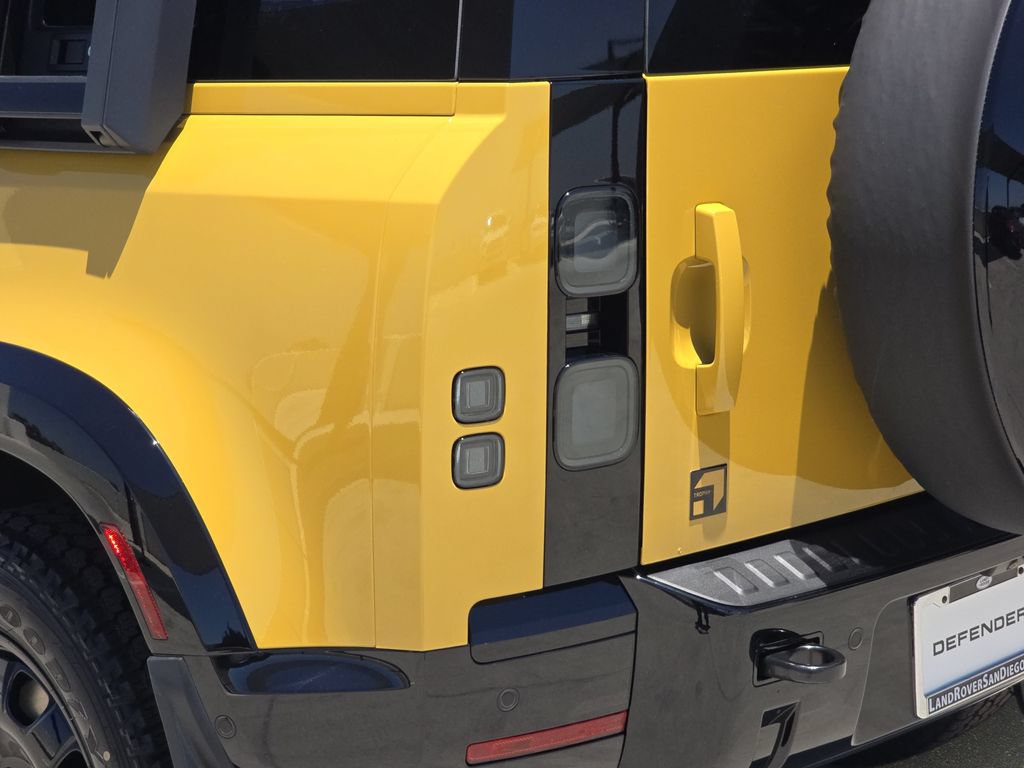 New 2026 Land Rover Defender 110 Trophy Edition AWD/4WD image 38