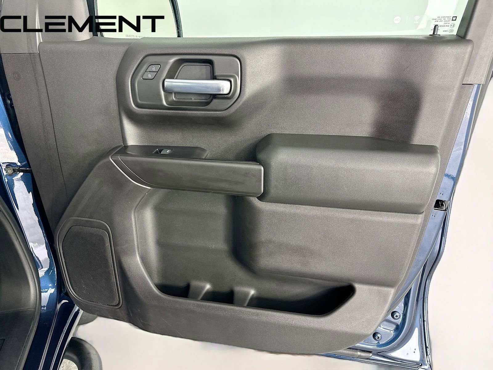 Used 2020 Chevrolet Silverado 1500 Custom w/ Custom Value Package image 32