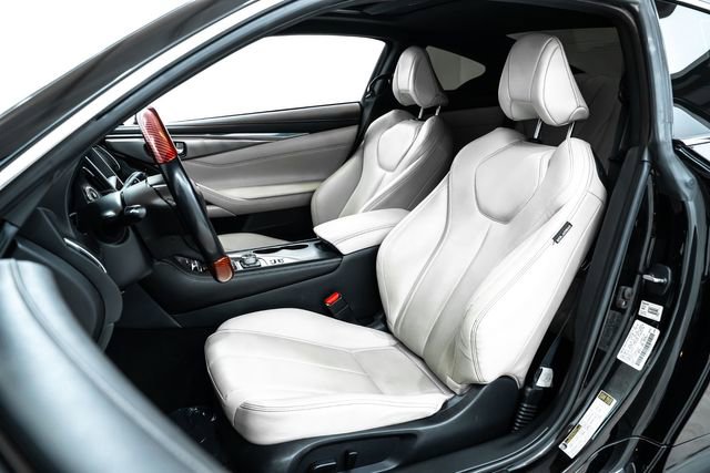 Used 2019 INFINITI Q60 3.0t Luxe RWD image 15