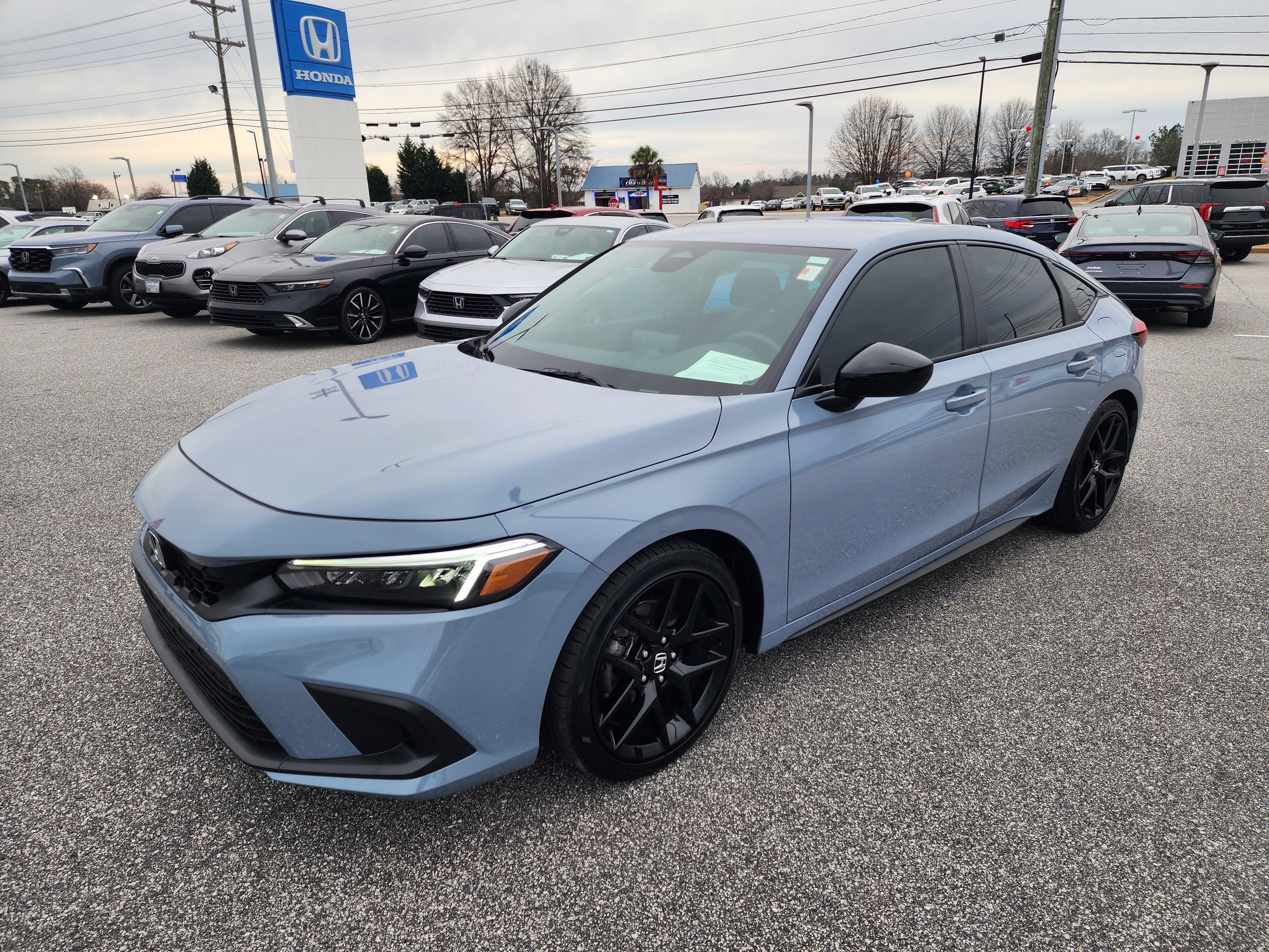 Used 2023 Honda Civic Sport image 9