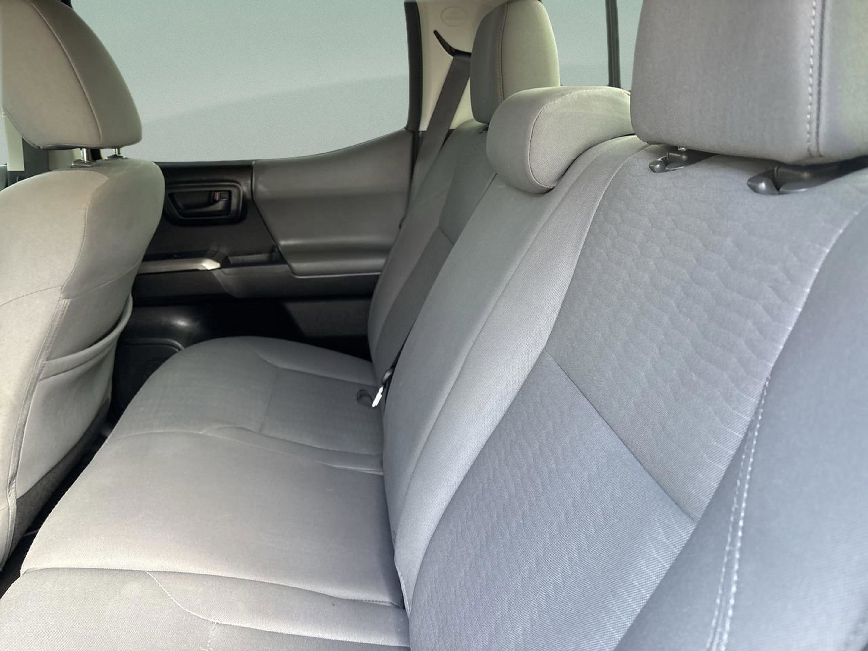 Used 2019 Toyota Tacoma SR5 image 18