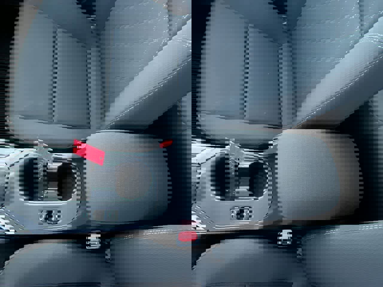 Used 2023 Toyota Corolla LE w/ LE Convenience Package image 21