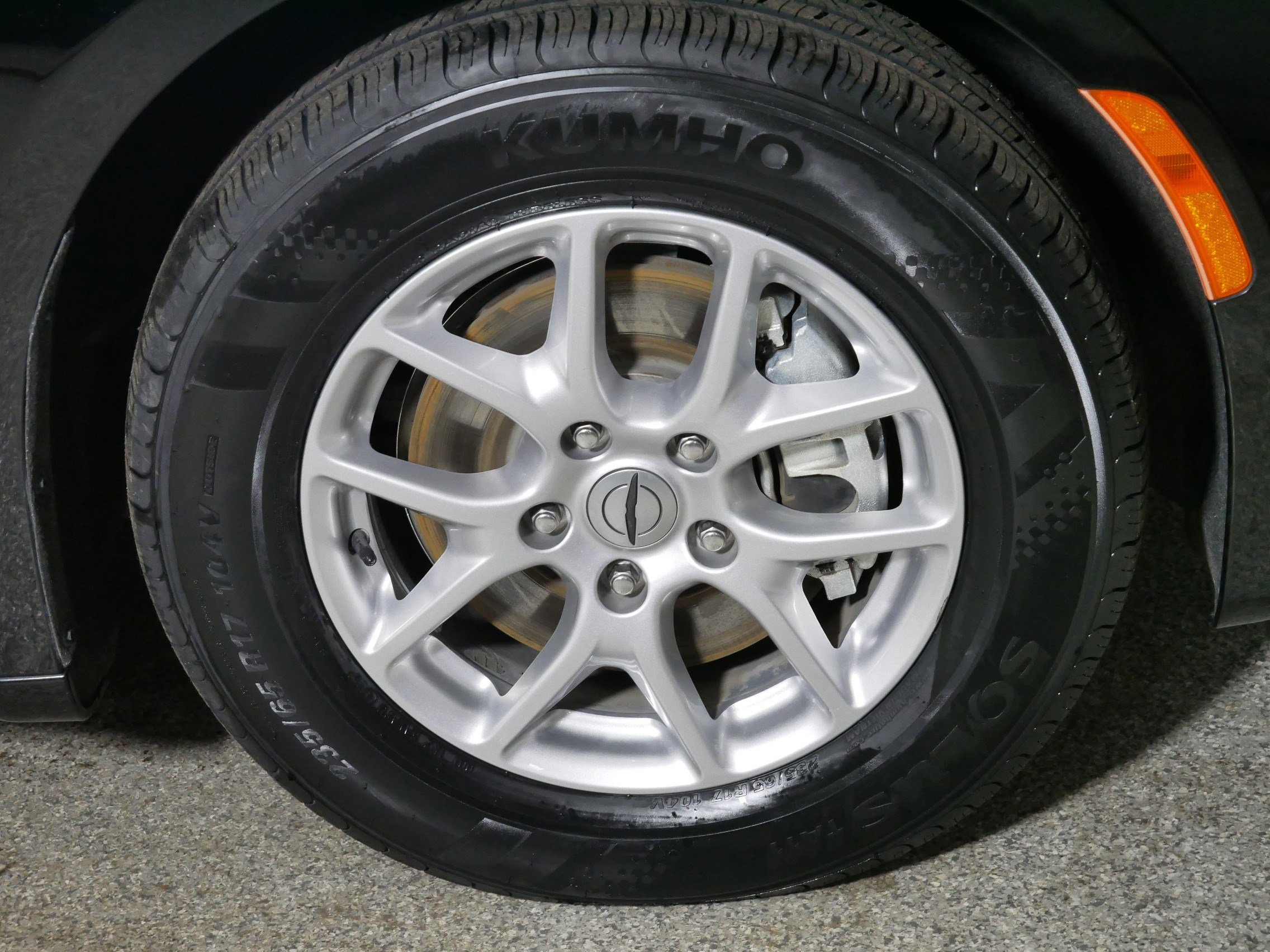 Used 2024 Chrysler Pacifica Touring-L image 15