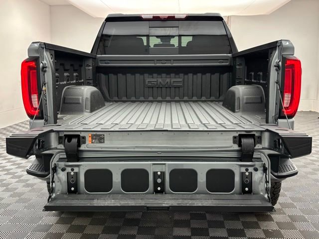 New 2026 GMC Sierra 1500 AT4 w/ Technology Package AWD/4WD image 11