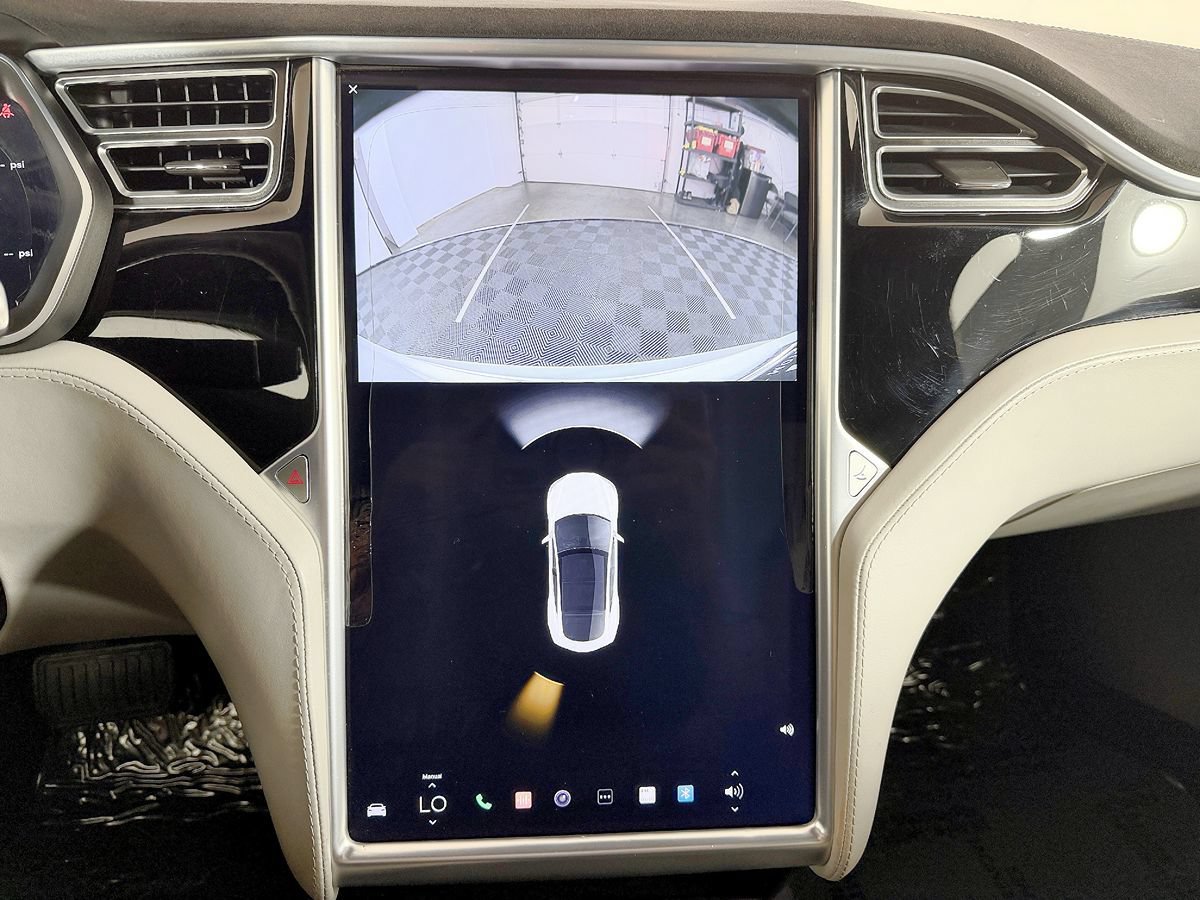 Used 2016 Tesla Model S 70D AWD/4WD image 54