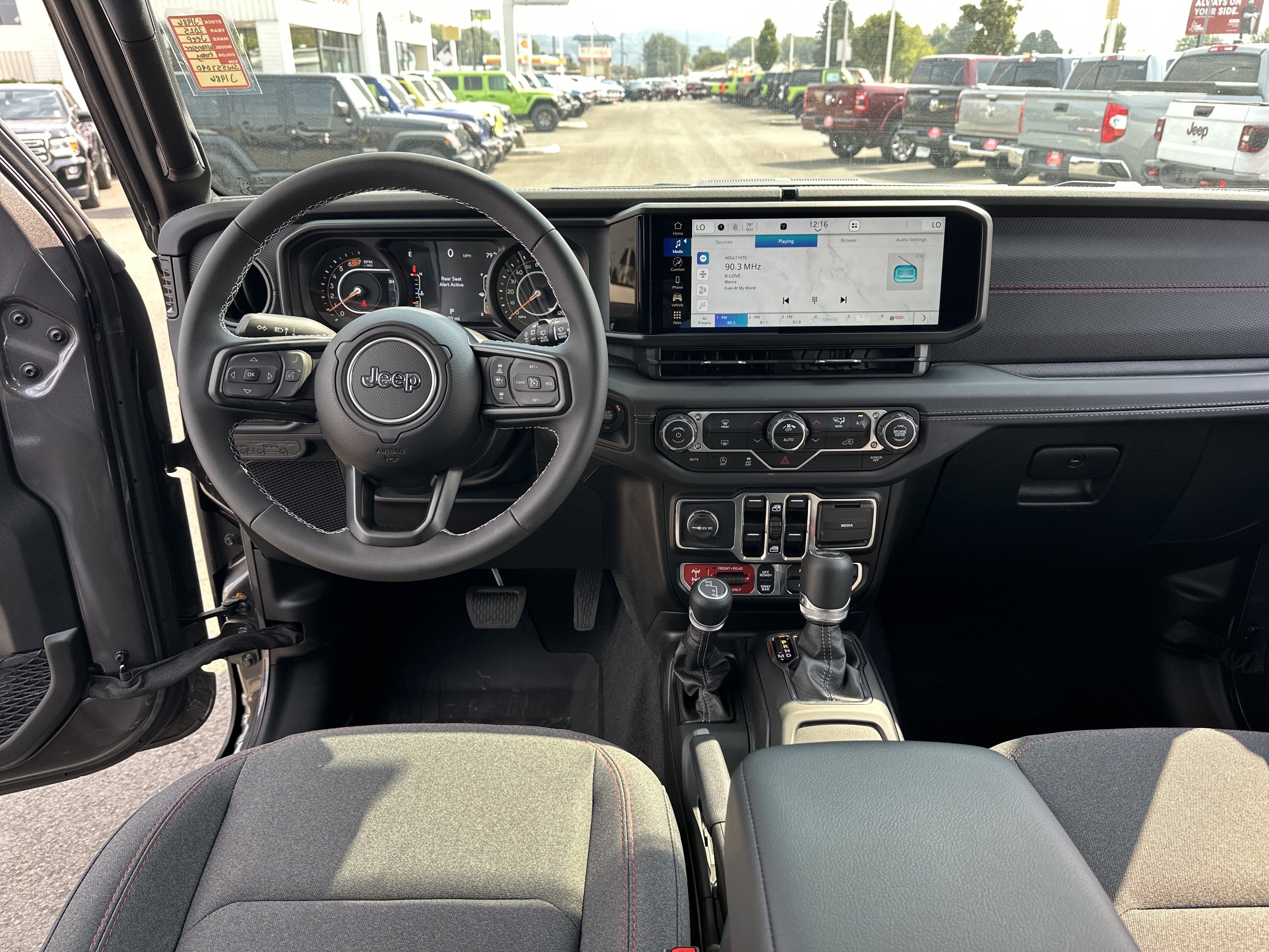 New 2025 Jeep Wrangler Unlimited Rubicon image 11