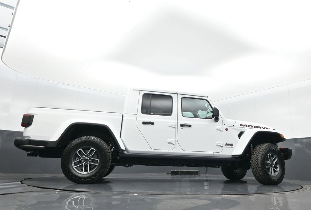 New 2026 Jeep Gladiator Mojave image 35
