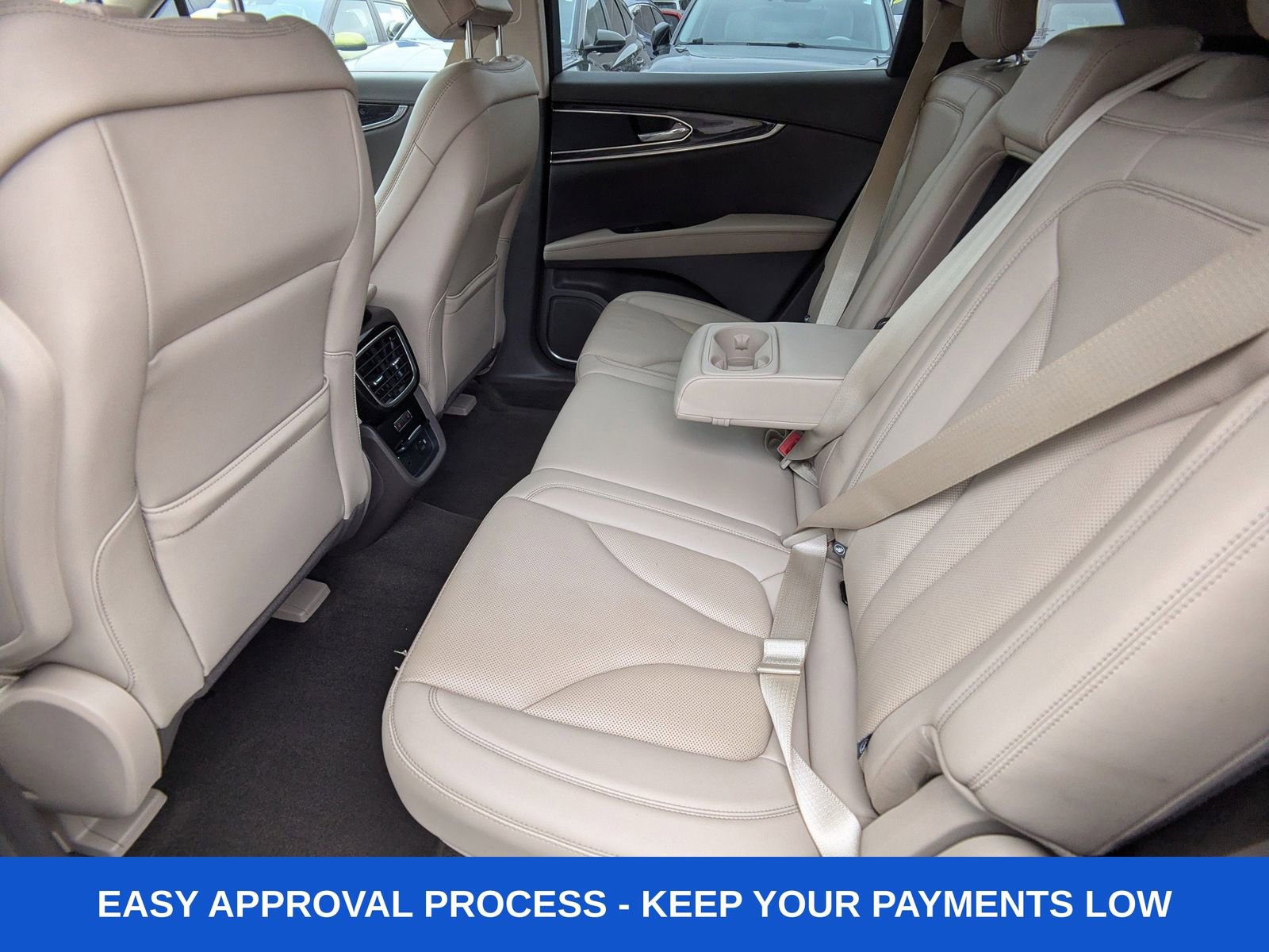 Used 2022 Lincoln Nautilus Reserve image 17