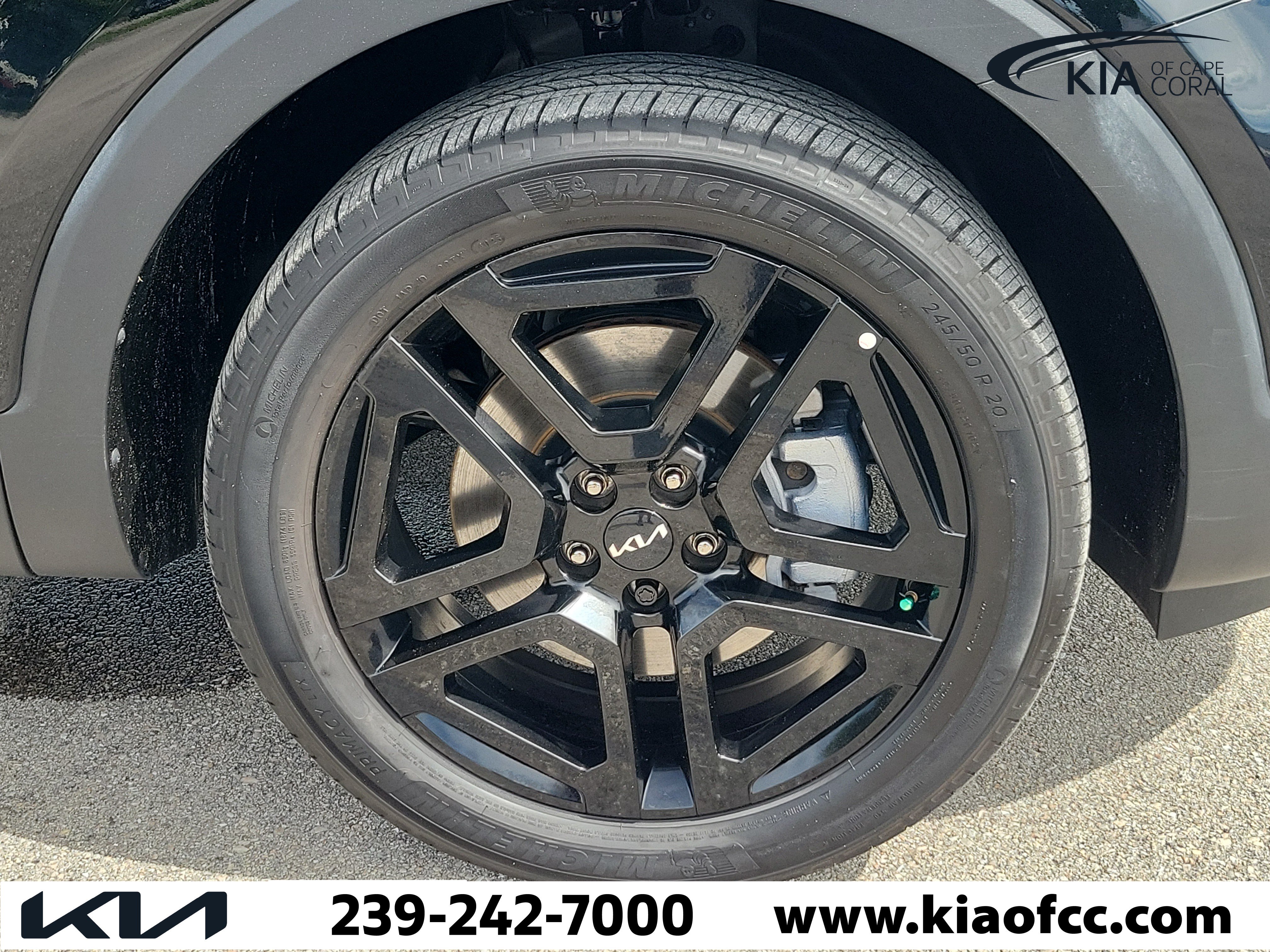 Certified 2024 Kia Telluride EX X-Line AWD/4WD image 7