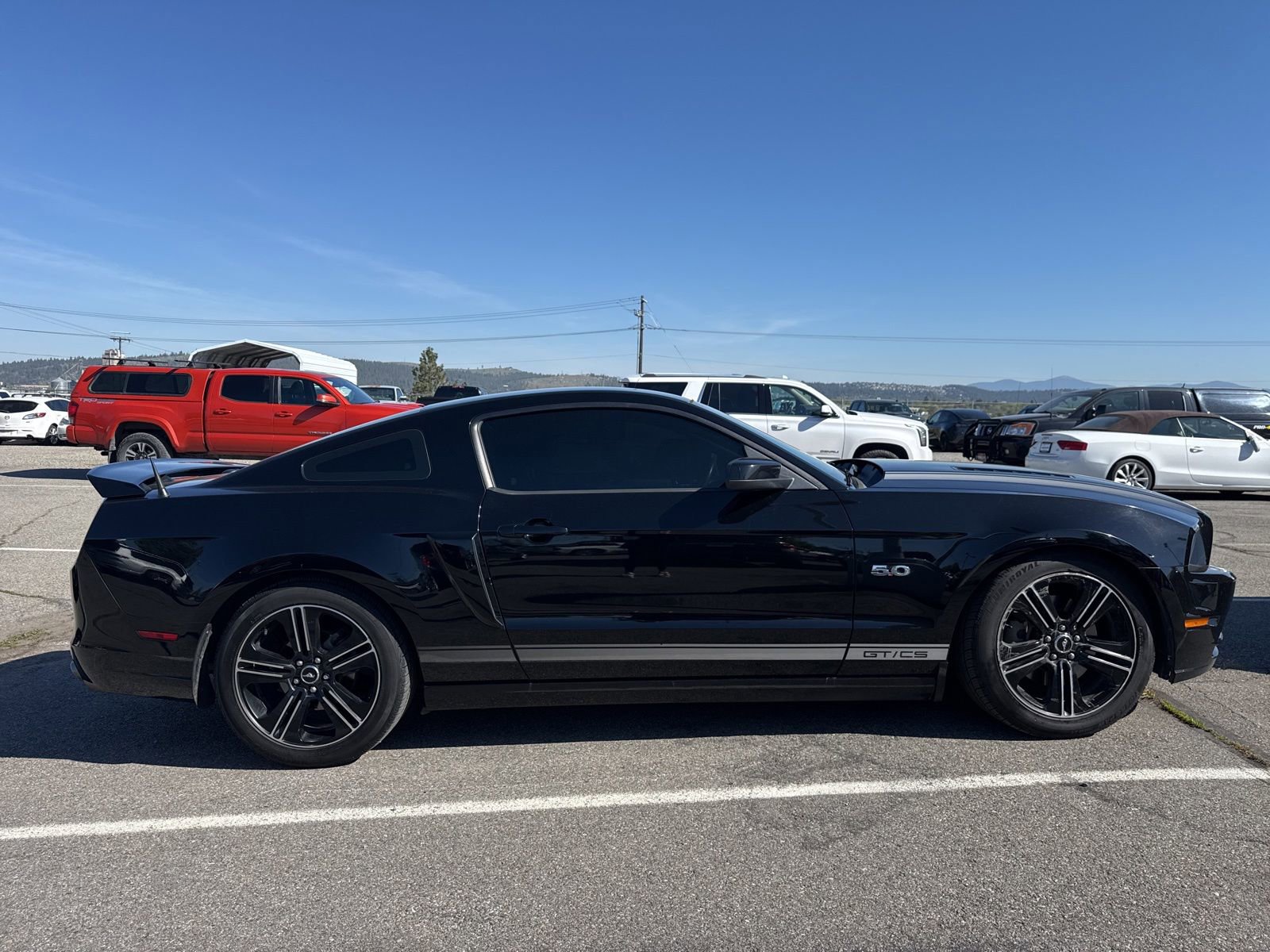 Used 2013 Ford Mustang GT RWD image 5