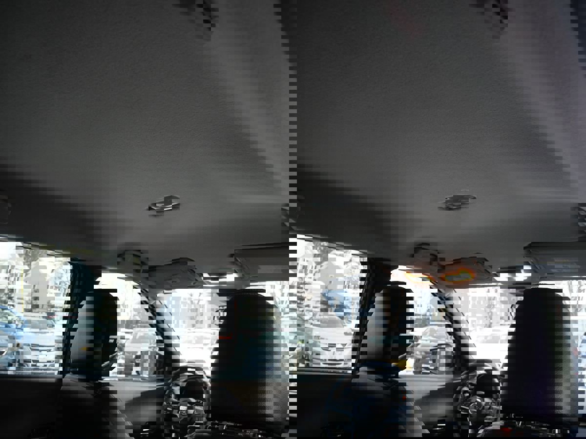 Used 2020 Nissan Kicks SR w/ SR Premium Package image 26