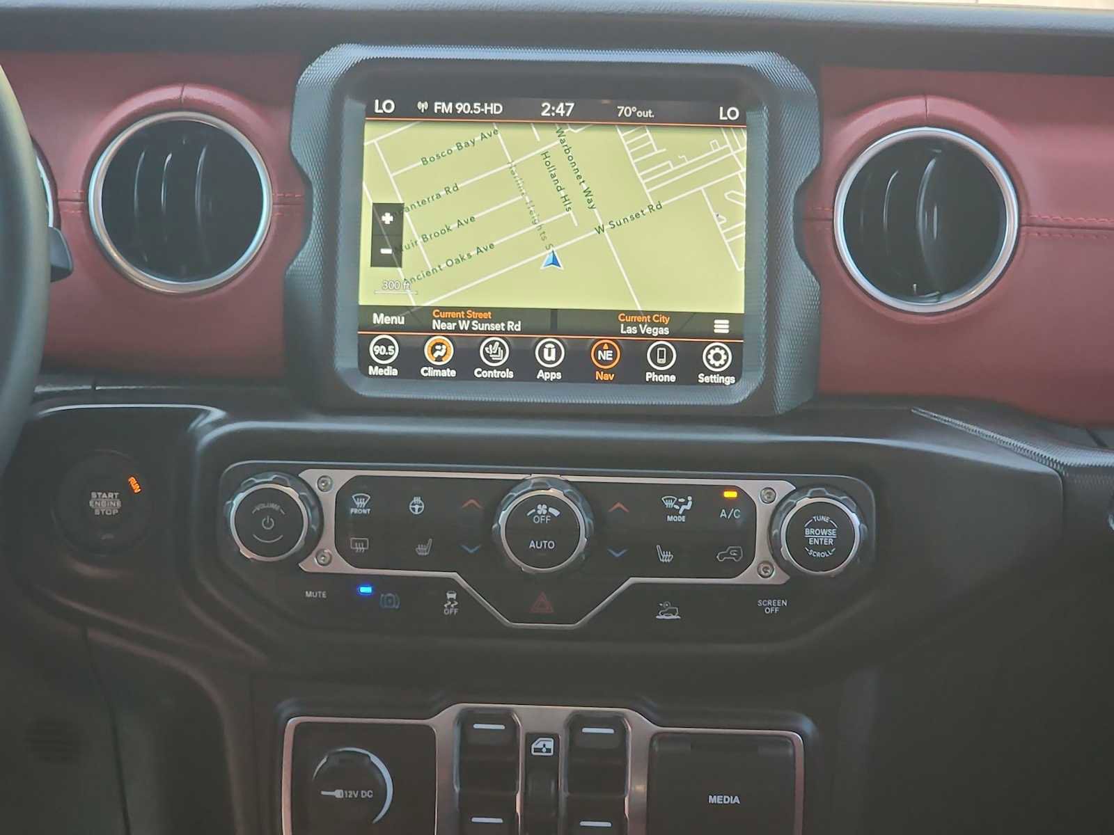 Used 2023 Jeep Wrangler Unlimited Rubicon 4xe AWD/4WD image 19