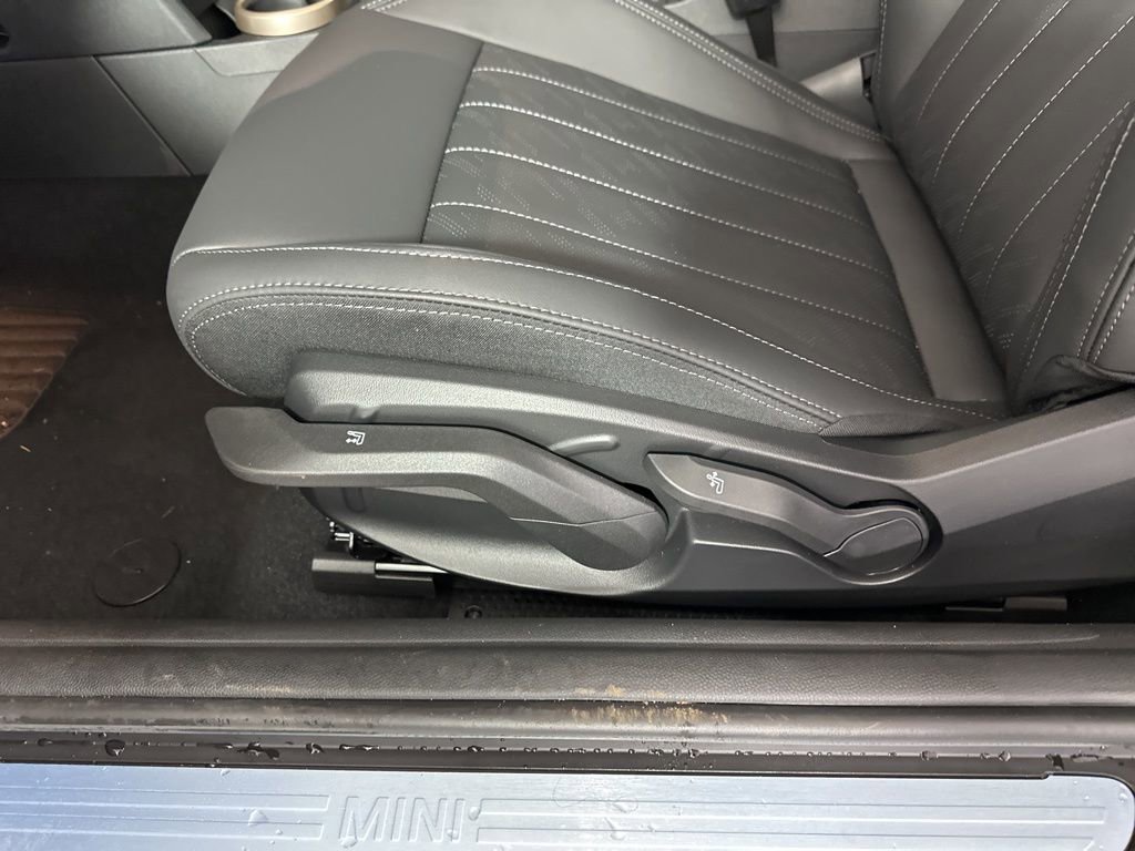 New 2026 MINI Cooper S image 8