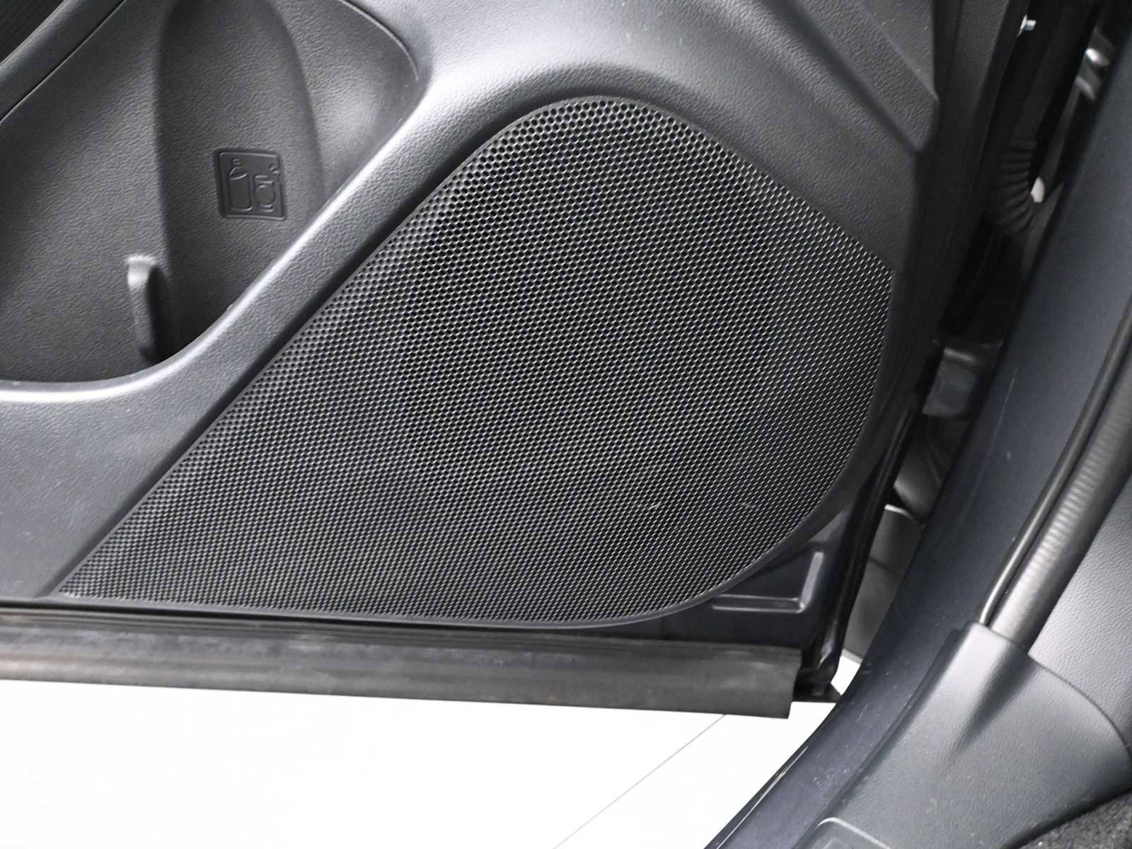 Used 2022 Subaru Forester Premium image 18