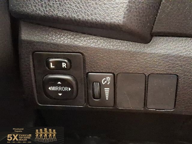 Used 2014 Toyota Corolla S FWD image 33