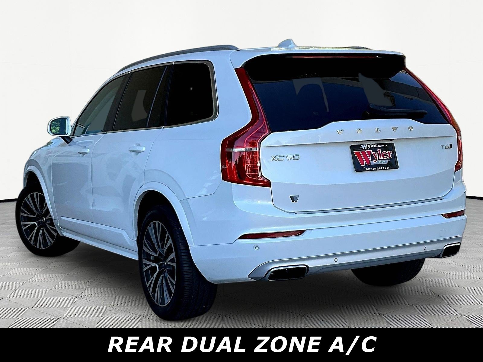 Used 2021 Volvo XC90 T6 Momentum w/ Protection Package Premier AWD/4WD image 4