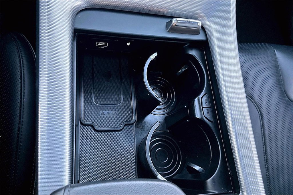 Used 2023 Hyundai Palisade Calligraphy w/ Cargo Package image 32