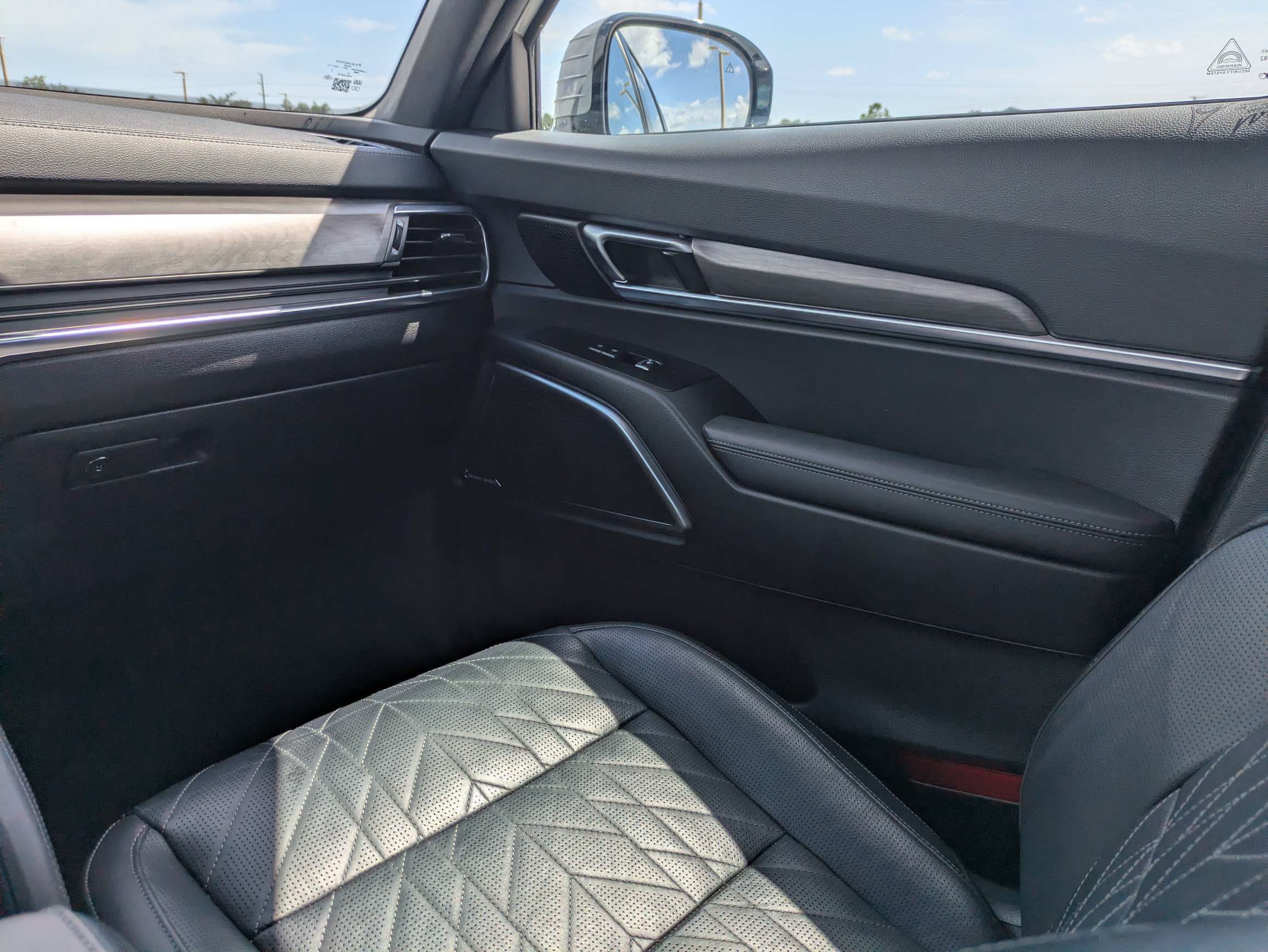 Certified 2023 Kia Telluride SX Prestige X-Line AWD/4WD image 15