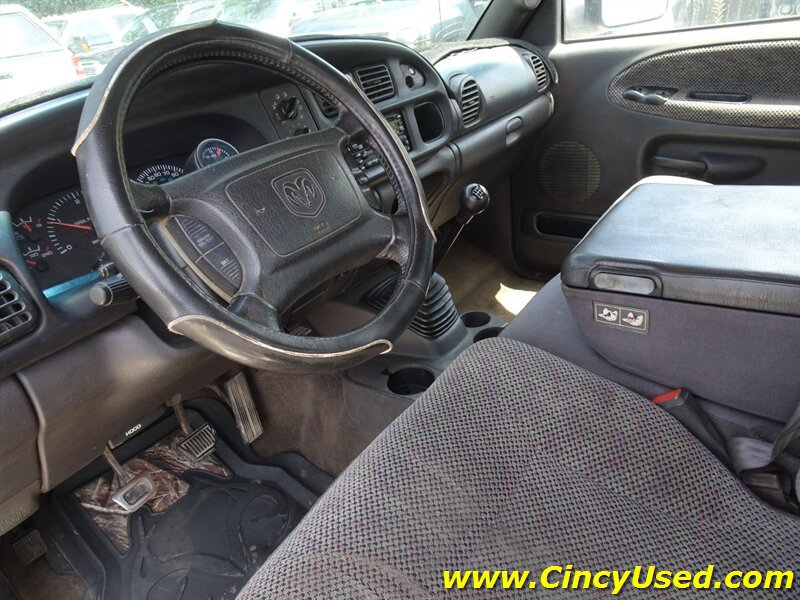 Used 2001 Dodge Ram 3500 Truck 2WD Quad Cab image 12