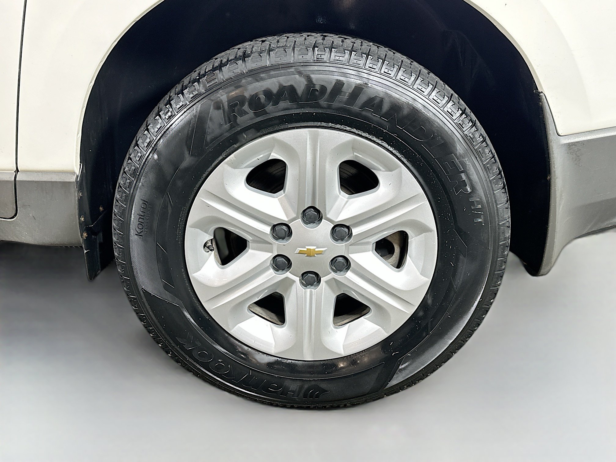 Used 2011 Chevrolet Traverse LS AWD/4WD image 29